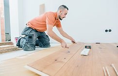 installing-wooden-floor